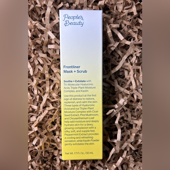 People's Beauty
Frontliner Mask + Scrub - Picture 9 of 15